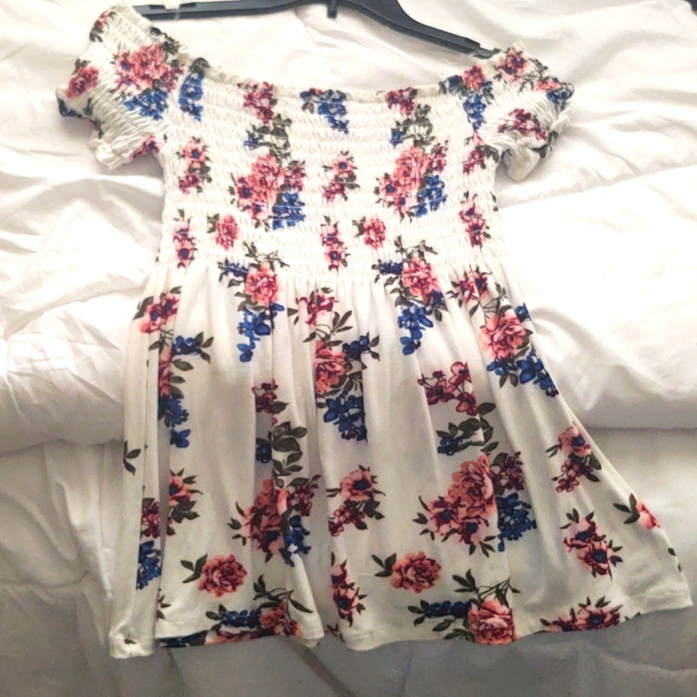 SOLD.  Juniors Baby Doll Floral Top